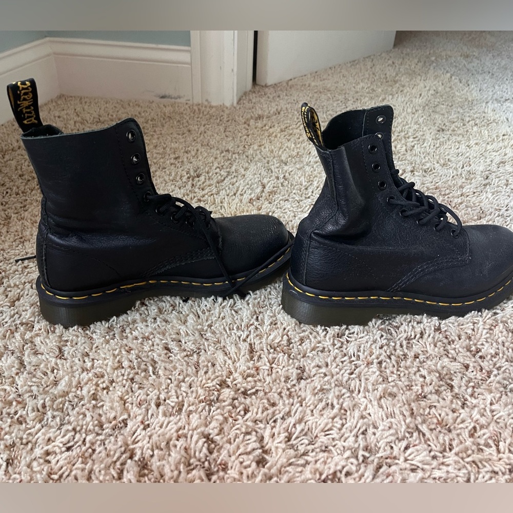 Dr. Marten black boot